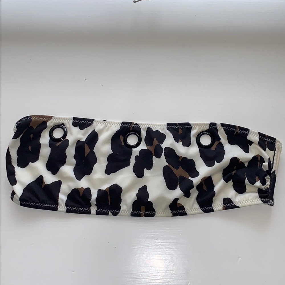 leopard print ban-do swimsuit top with rings.